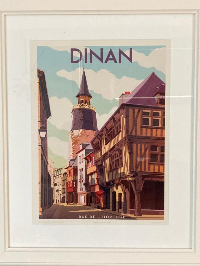 L'aparthe - Vue Sur La Place Du Marche Dinan